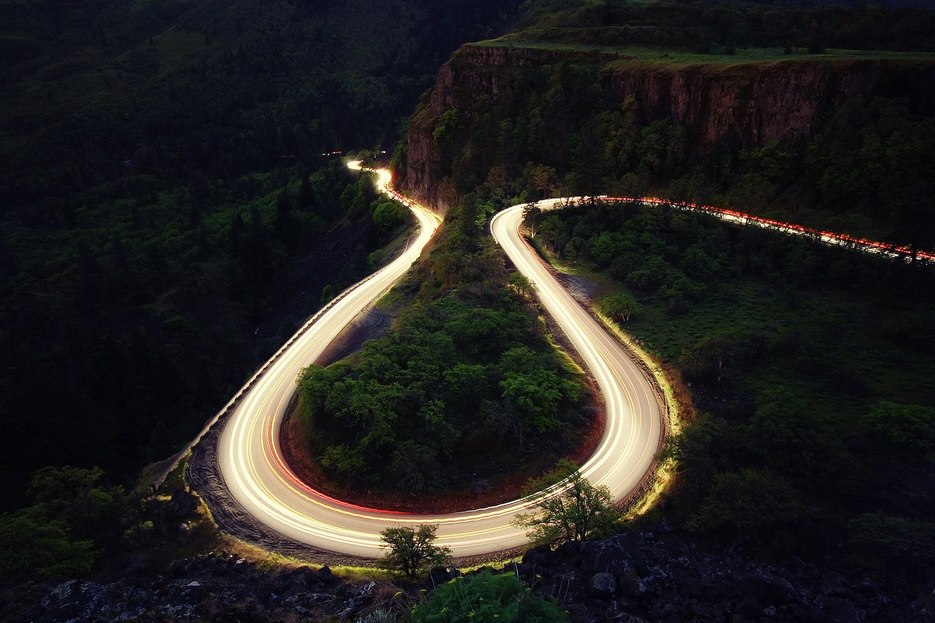 foresta sera strada luce esposizione