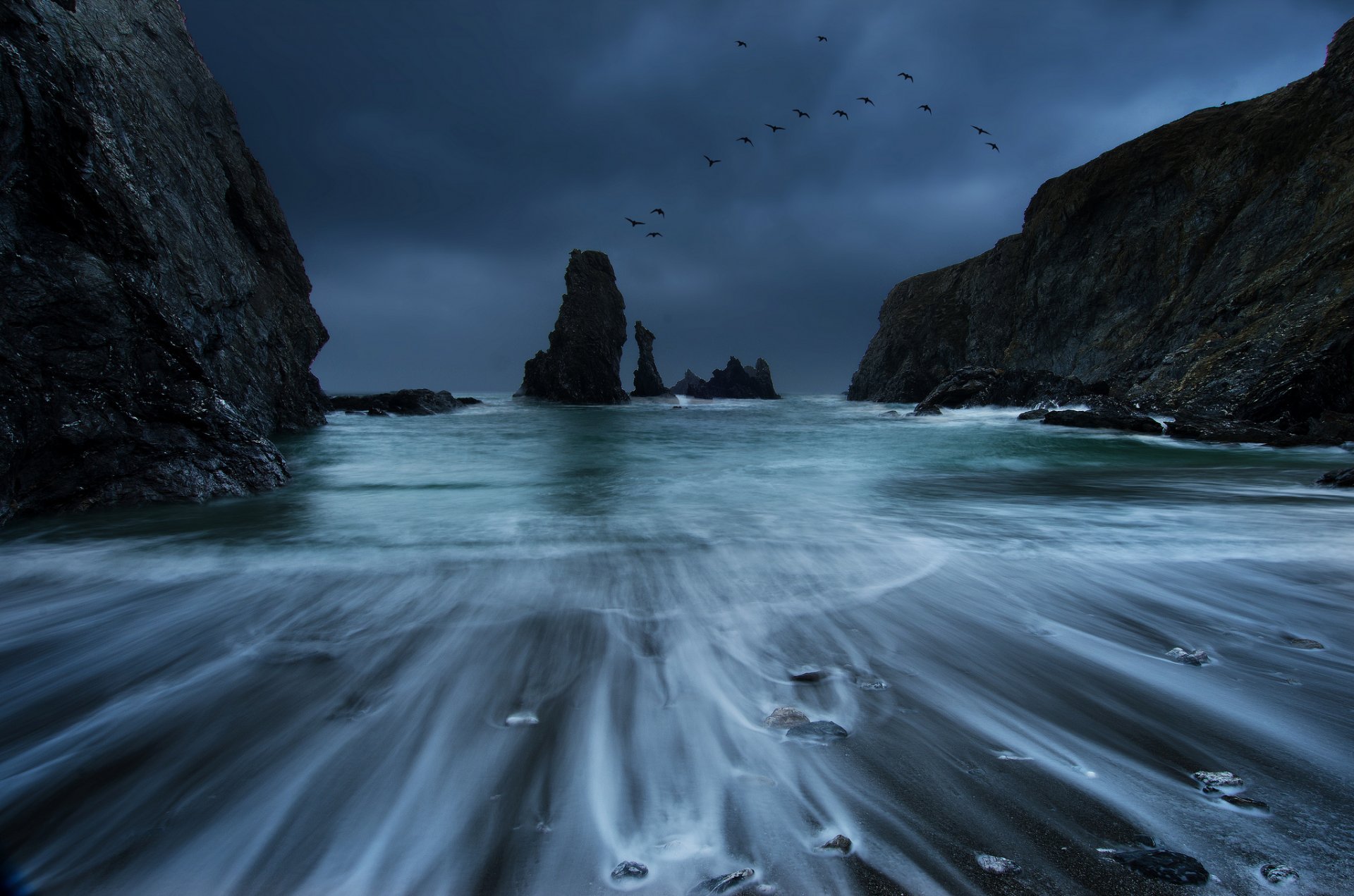 france bretagne sea beach coast waves stones rock birds blue sky clouds the storm