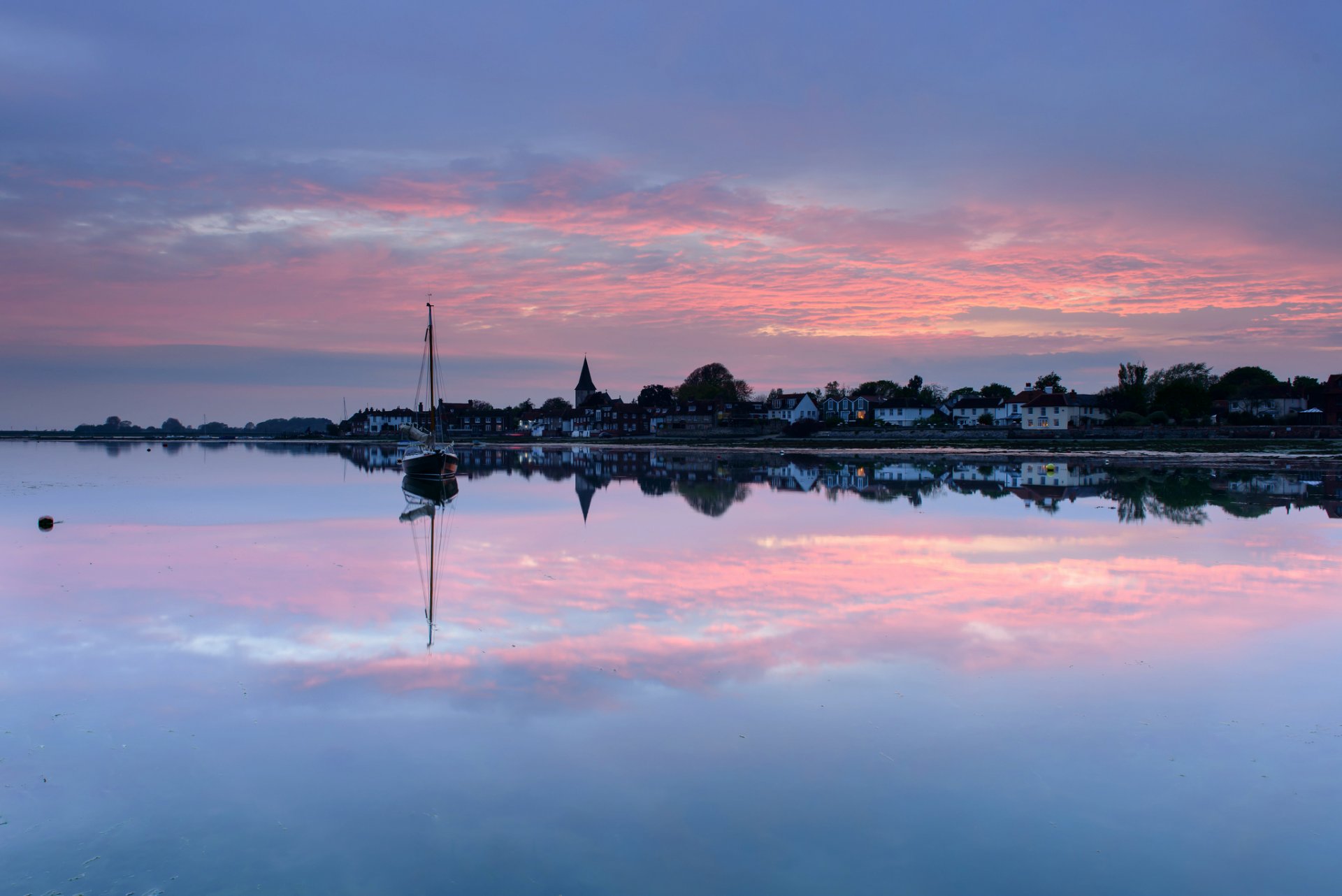 united kingdom england town houses night sunset sky clouds lake yacht water reflection