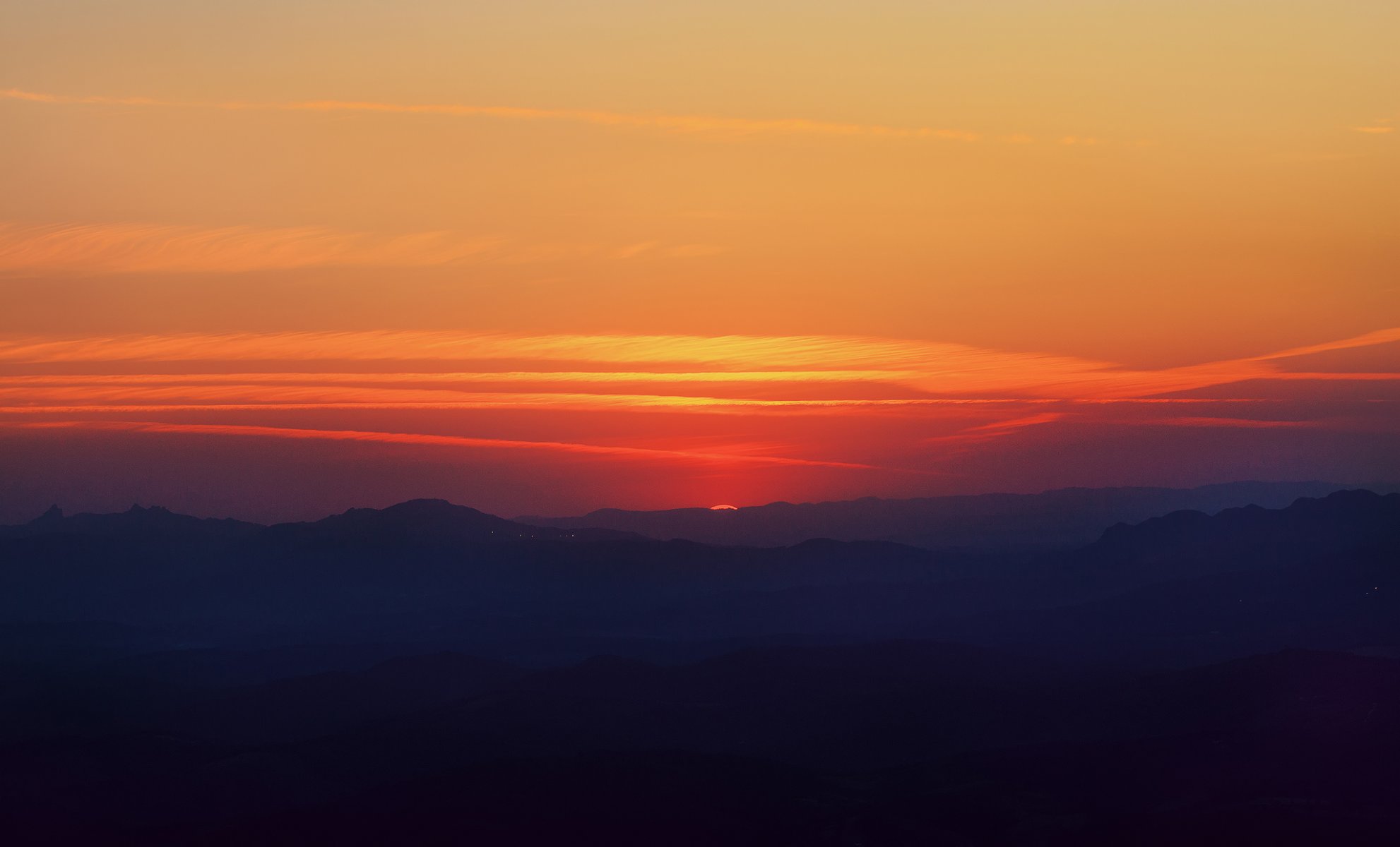 brésil minas gerais vallée feu coucher de soleil ciel soleil lena lopes rhotographie