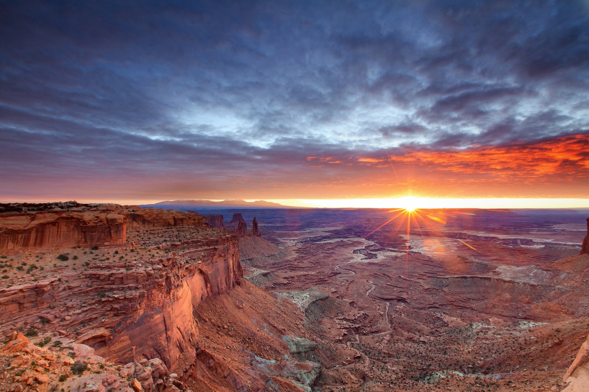 utah usa canyonlands national park wüste felsen schlucht himmel morgen sonne