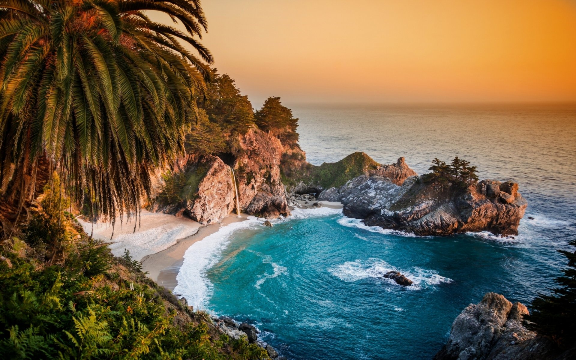 julia pfeifer burns state park big sur californie chutes mcway océan pacifique big sur cascade falaises côte palma