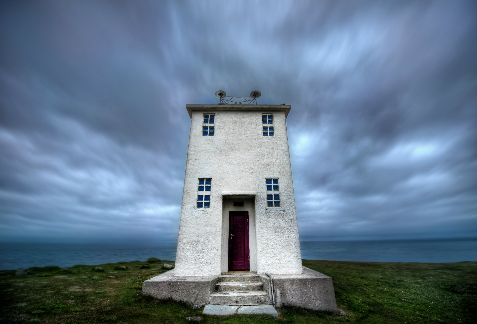 islande phare mer ciel nuages nuages