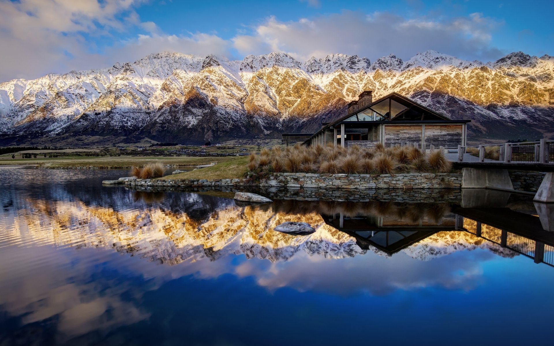 queenstown new zealand lake wakatipu queenstown lake wakatipu mountains reflection