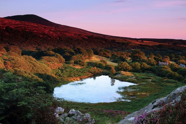 Lake in the UK by the hill