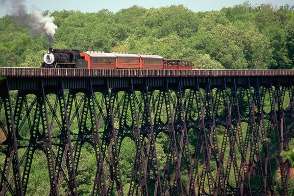 The view of the ancient bridge takes your breath away