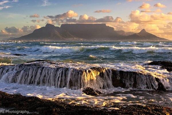 Ocean and mountains in South Africa