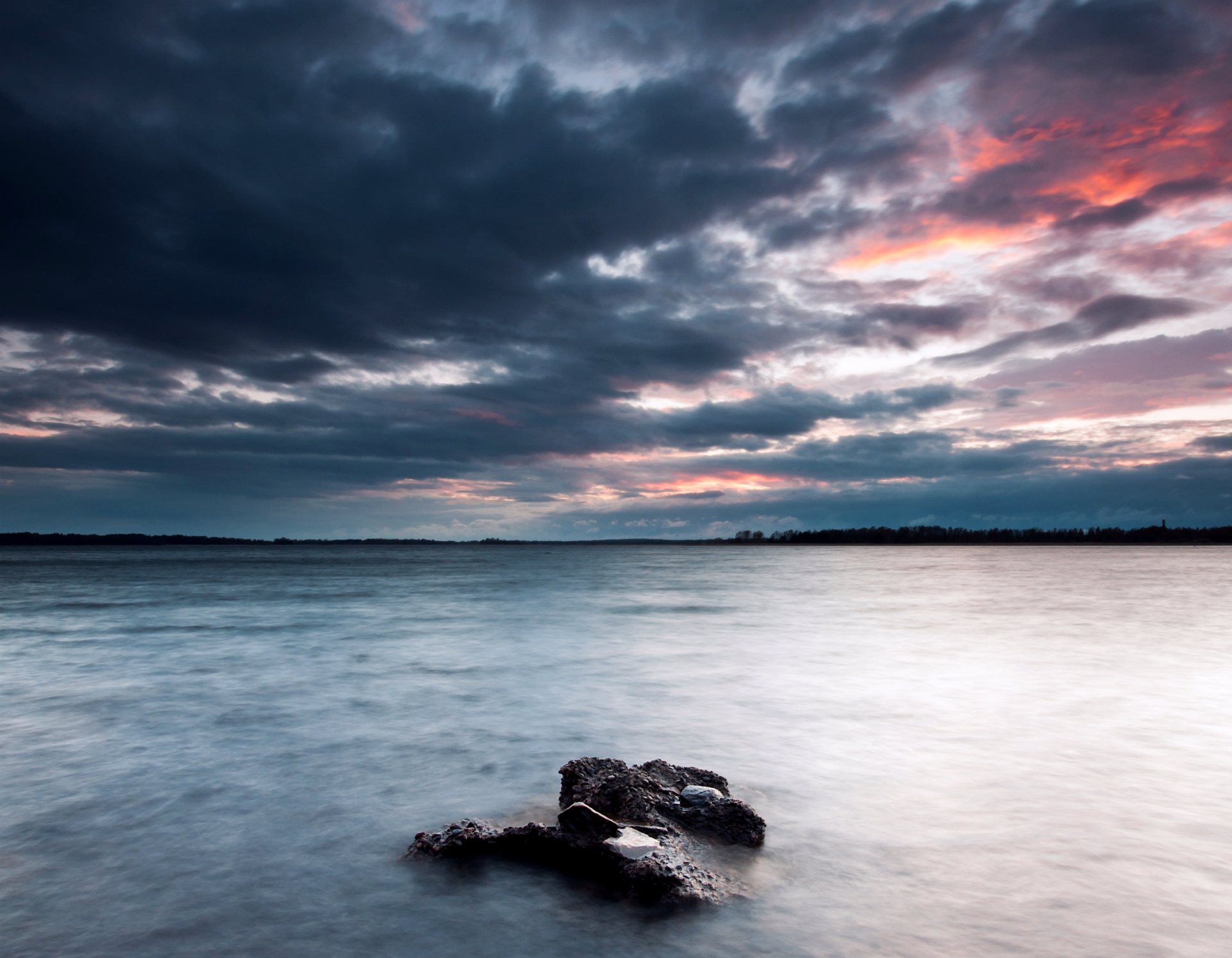 weden lake coast stones evening sky clouds beach night