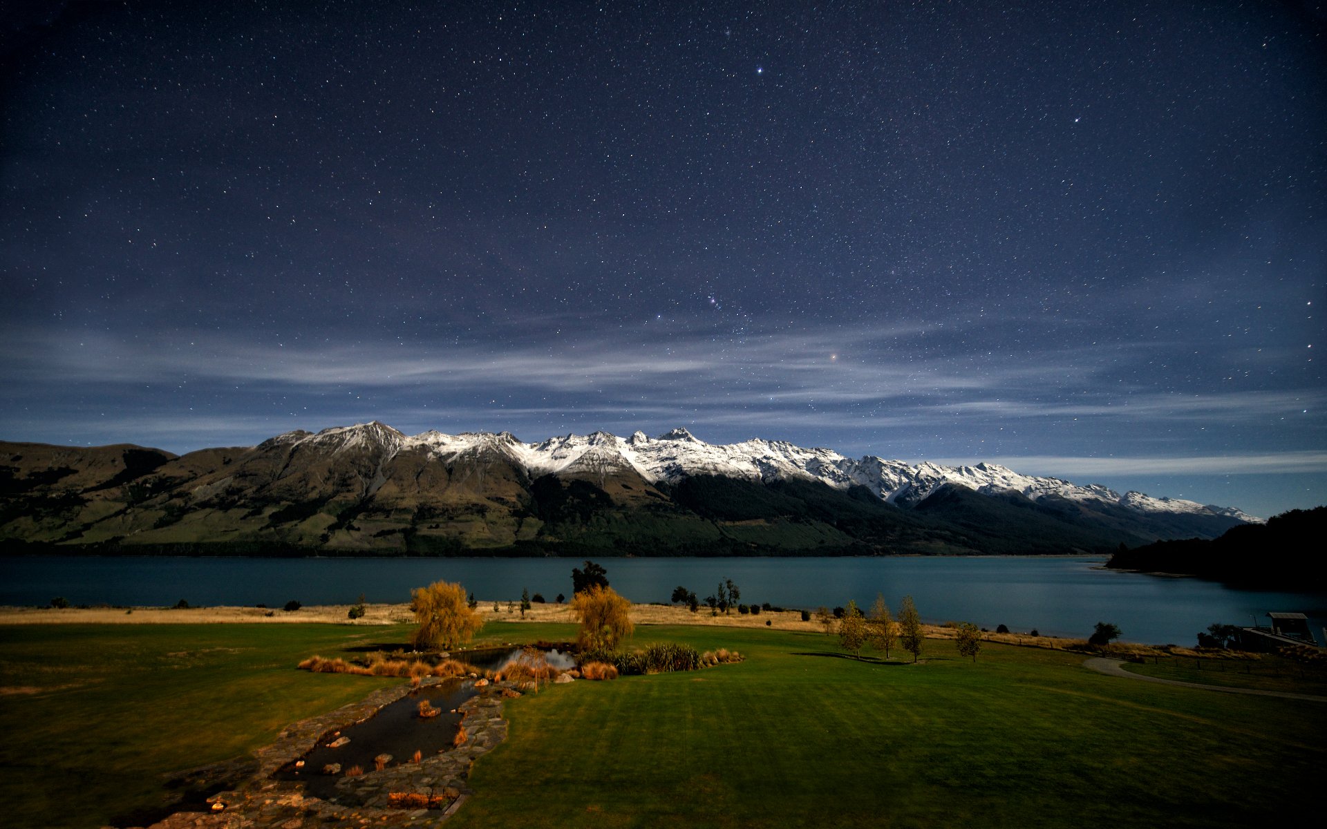 nouvelle-zélande lac wakatipu montagnes