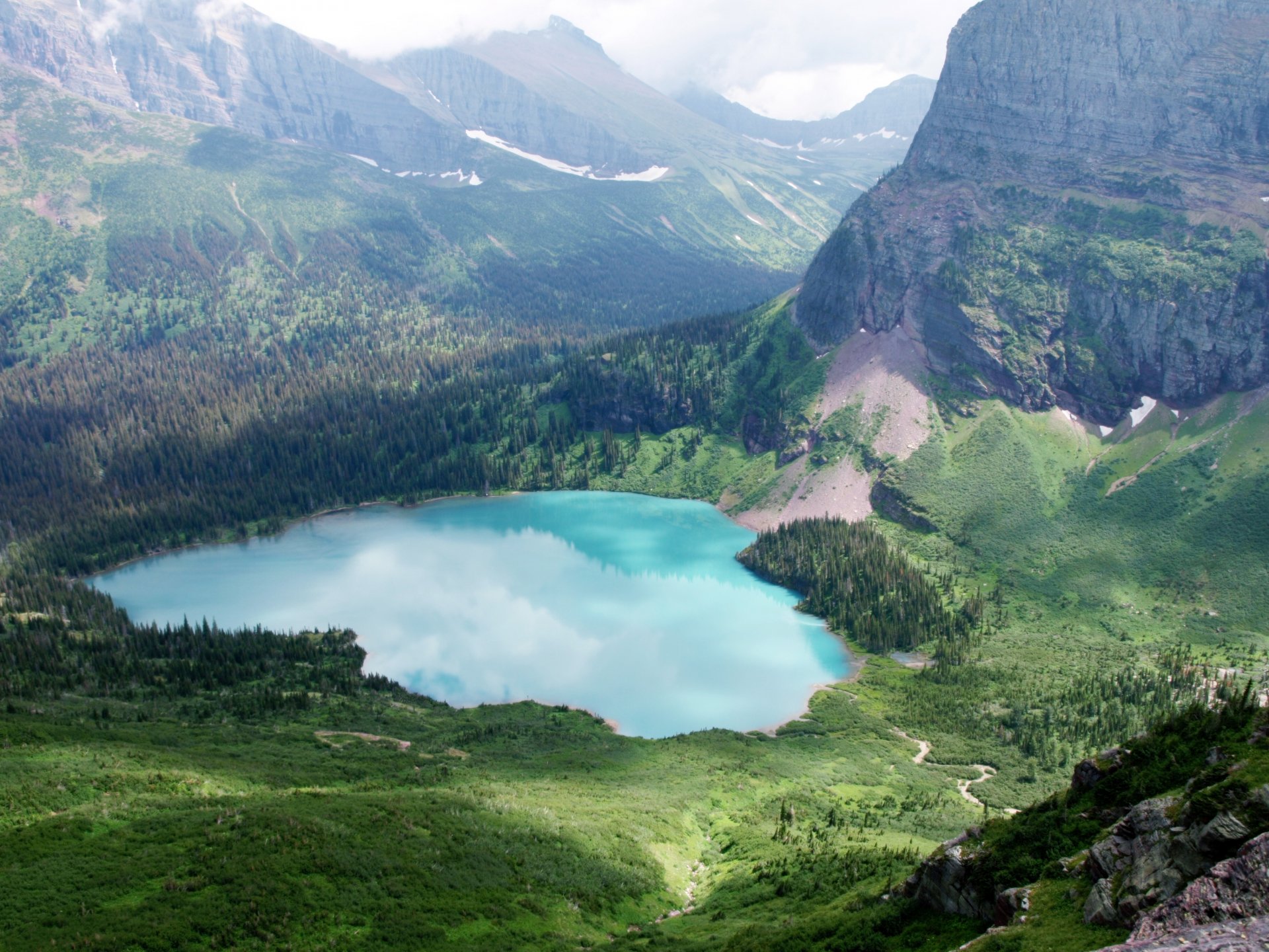 glacier-nationalpark see wasser berge wälder