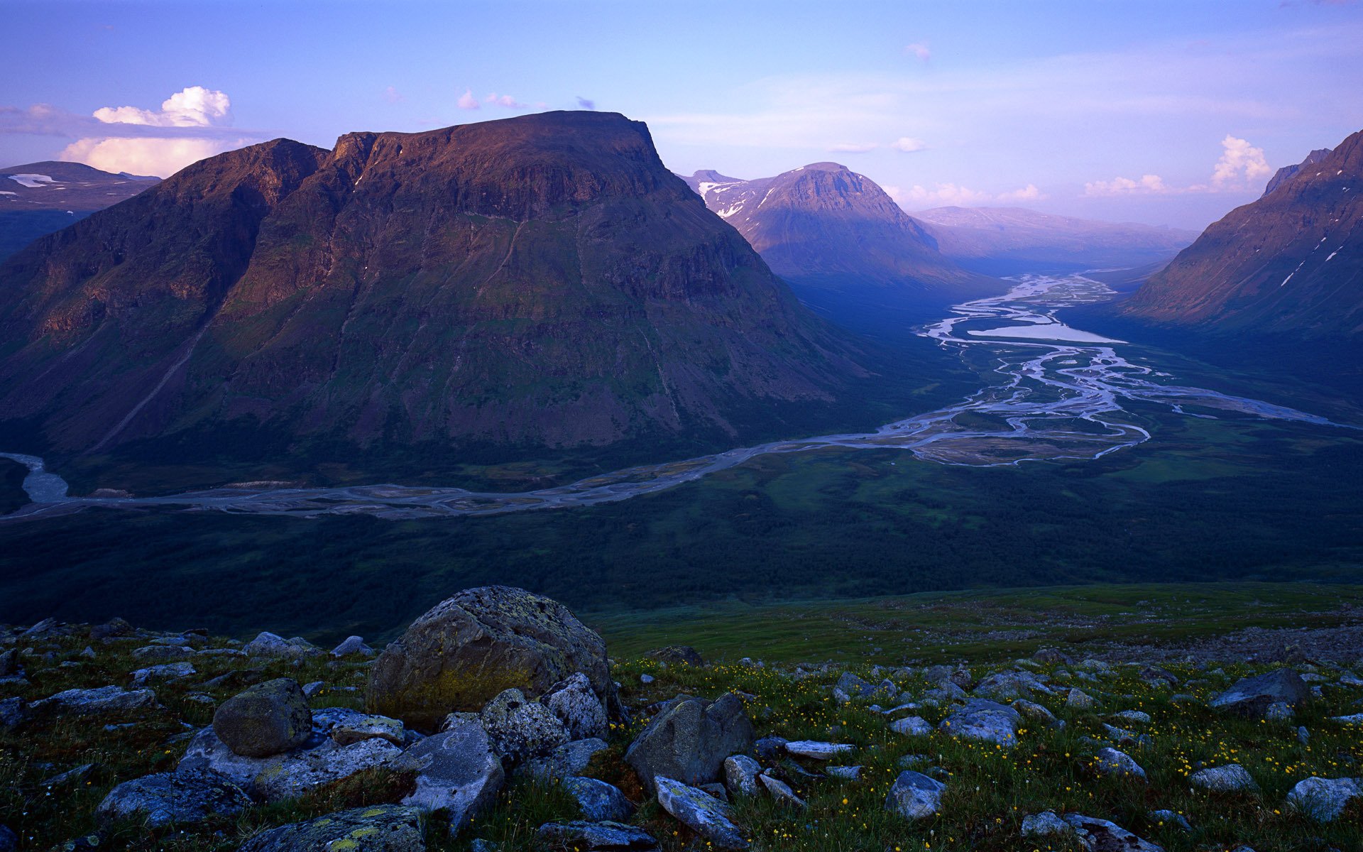 rapa river sarek national park schweden fluss tal berge steine