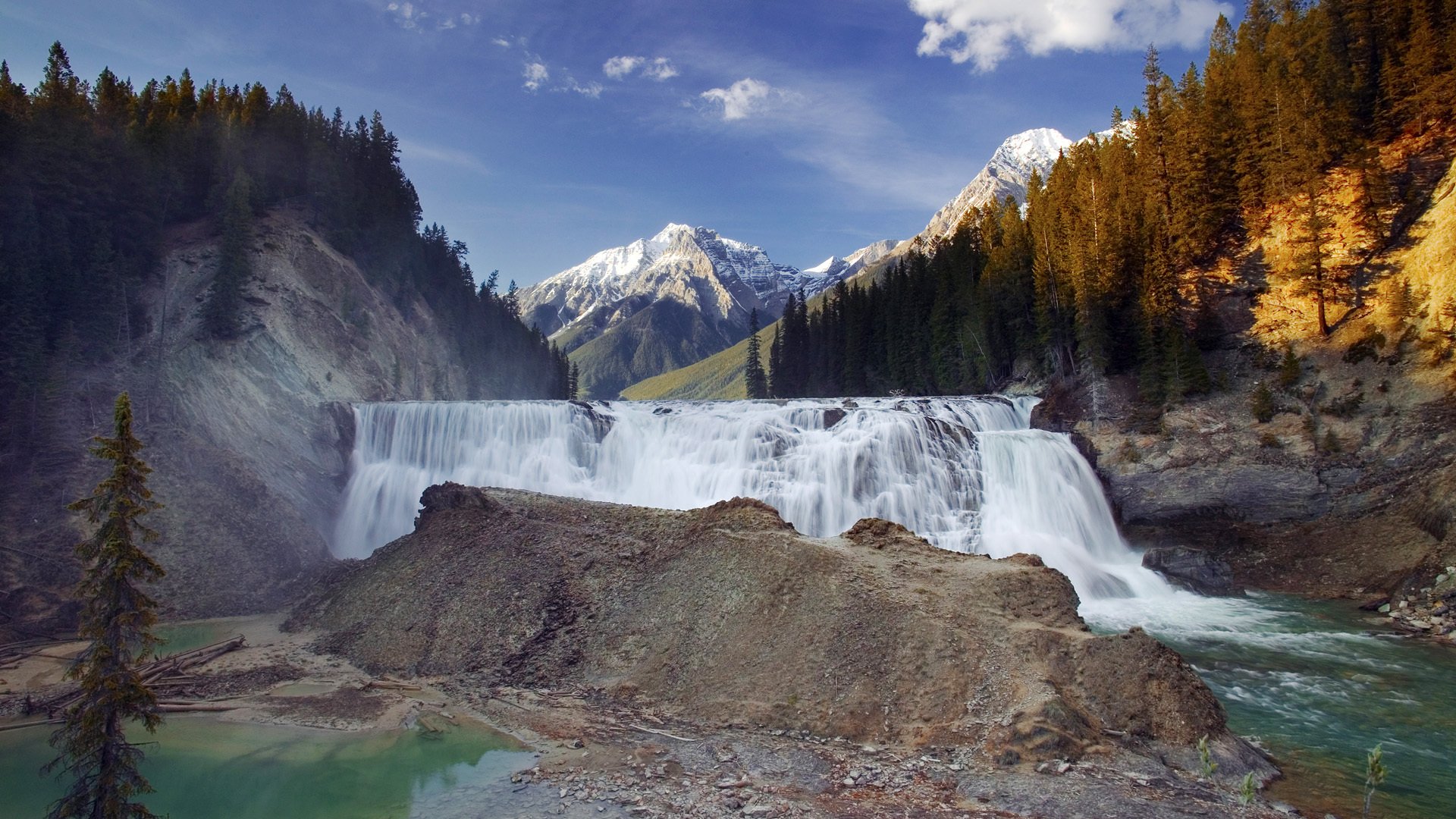 parque nacional yoho columbia británica canadá wapta falls kicking horse river cascada montañas