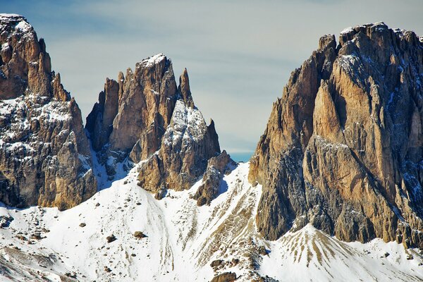 Dolomitas en Italia en invierno