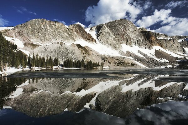 Mountain view in clear weather