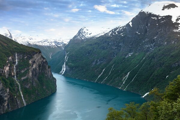 Paesaggio di montagna in Norvegia a Geirangerfjord