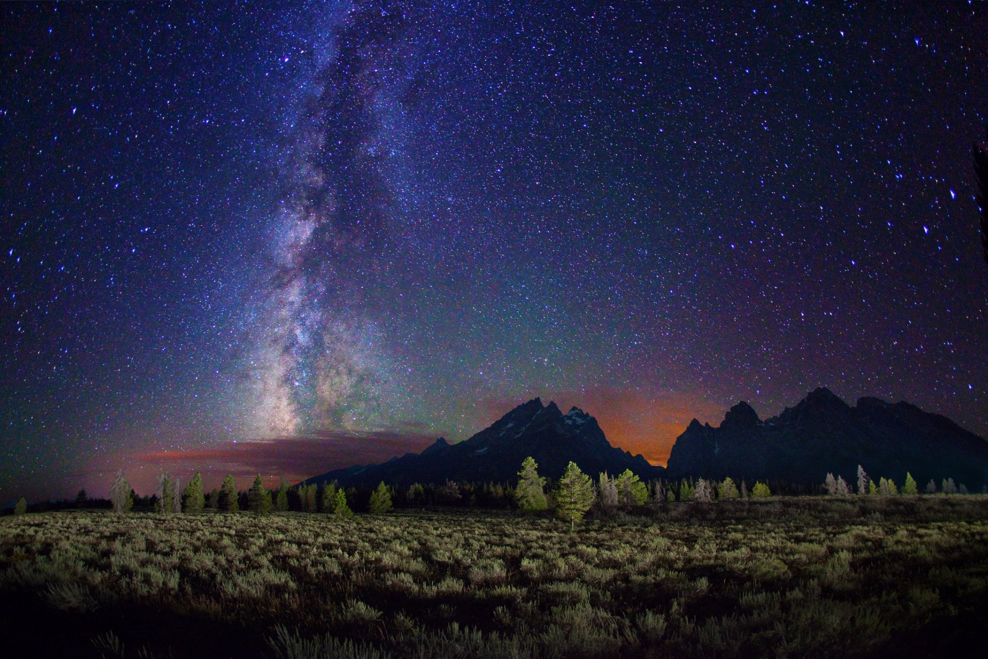 montagne notte cielo via lattea stelle