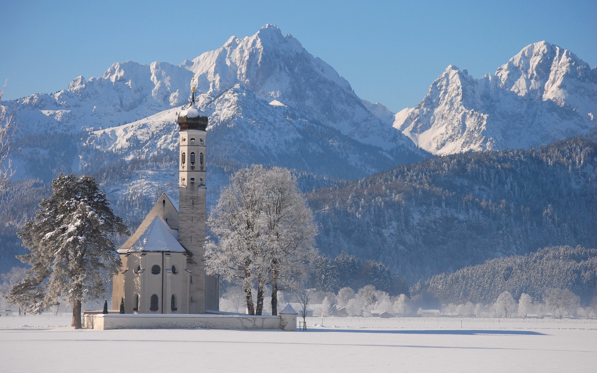 temple hiver montagnes neige