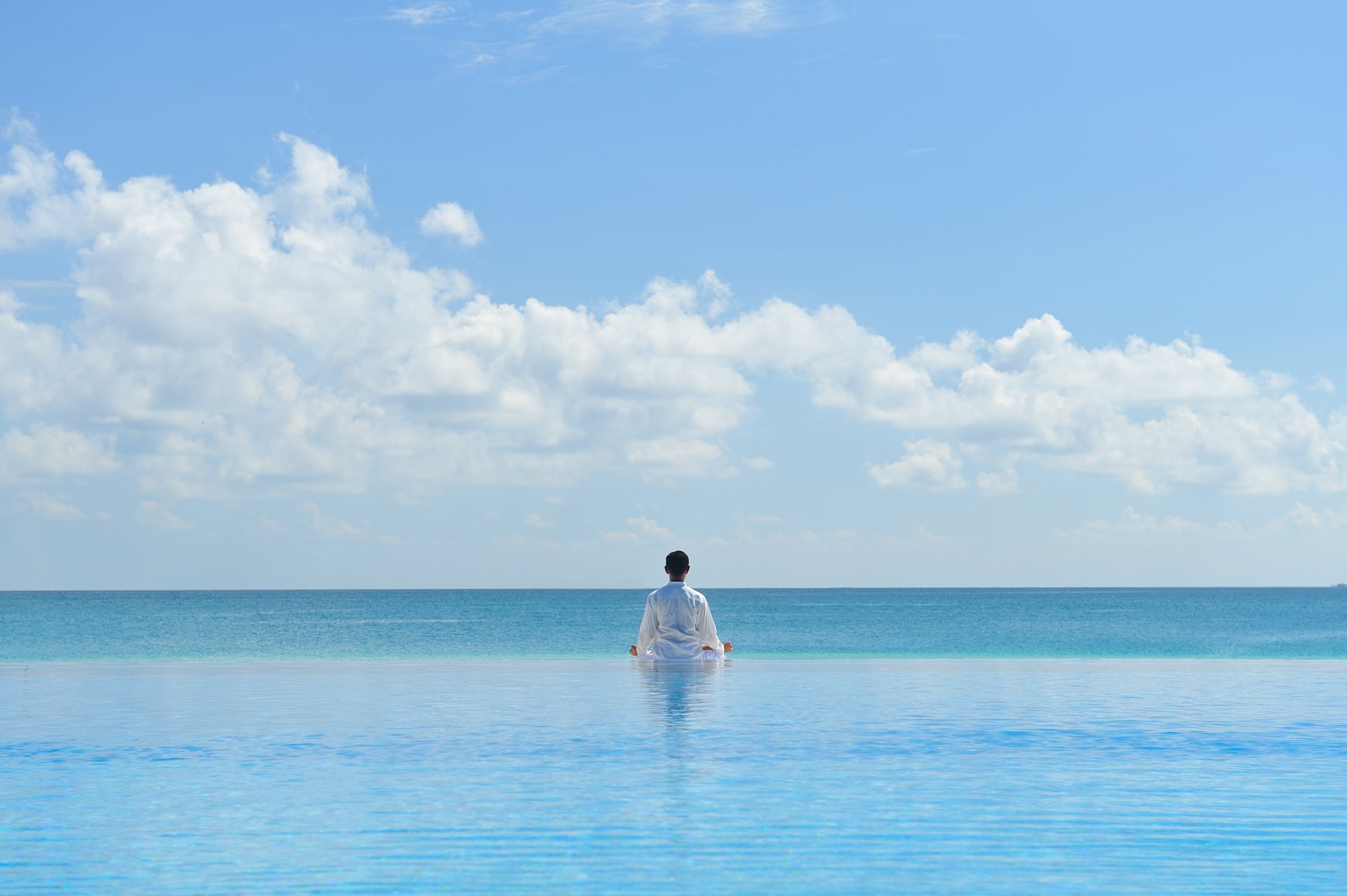 yoga sea sky the maldive