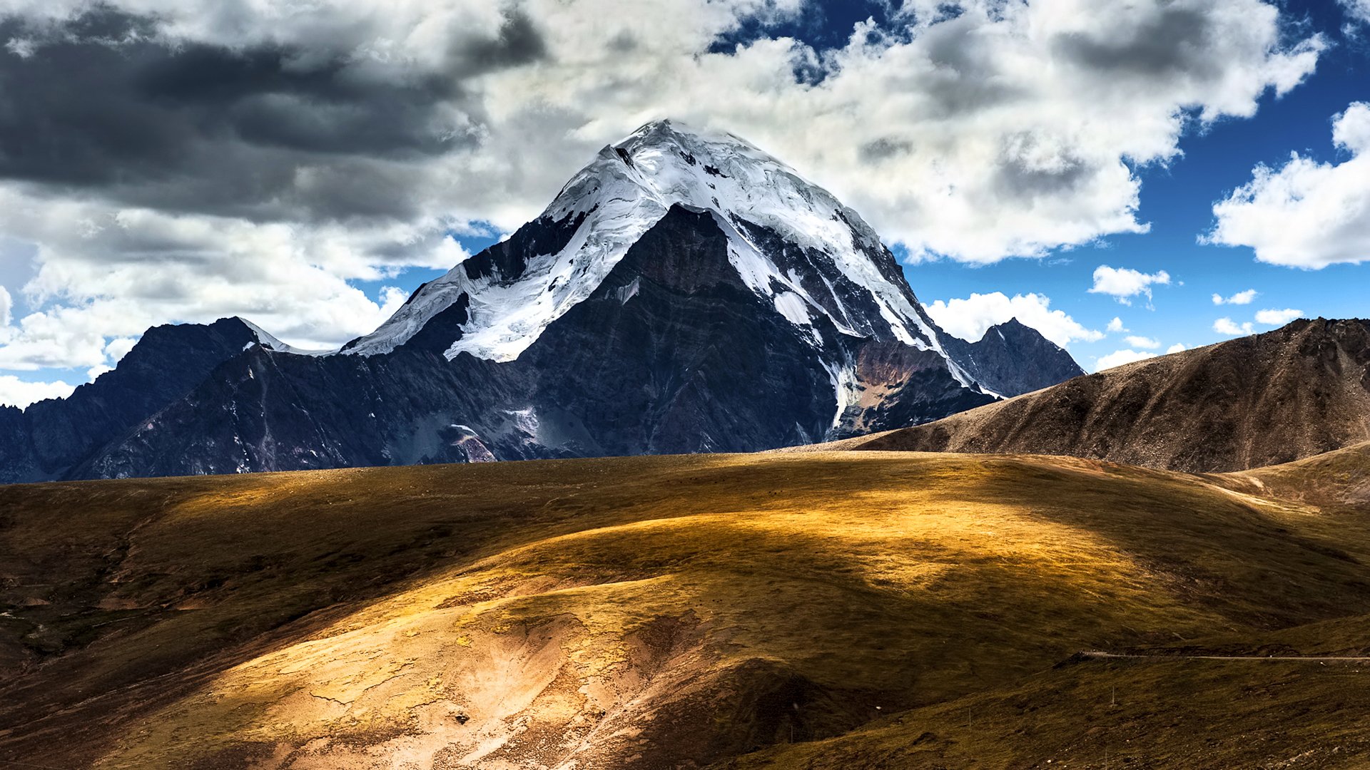 chine tibet montagnes nuages ciel chine