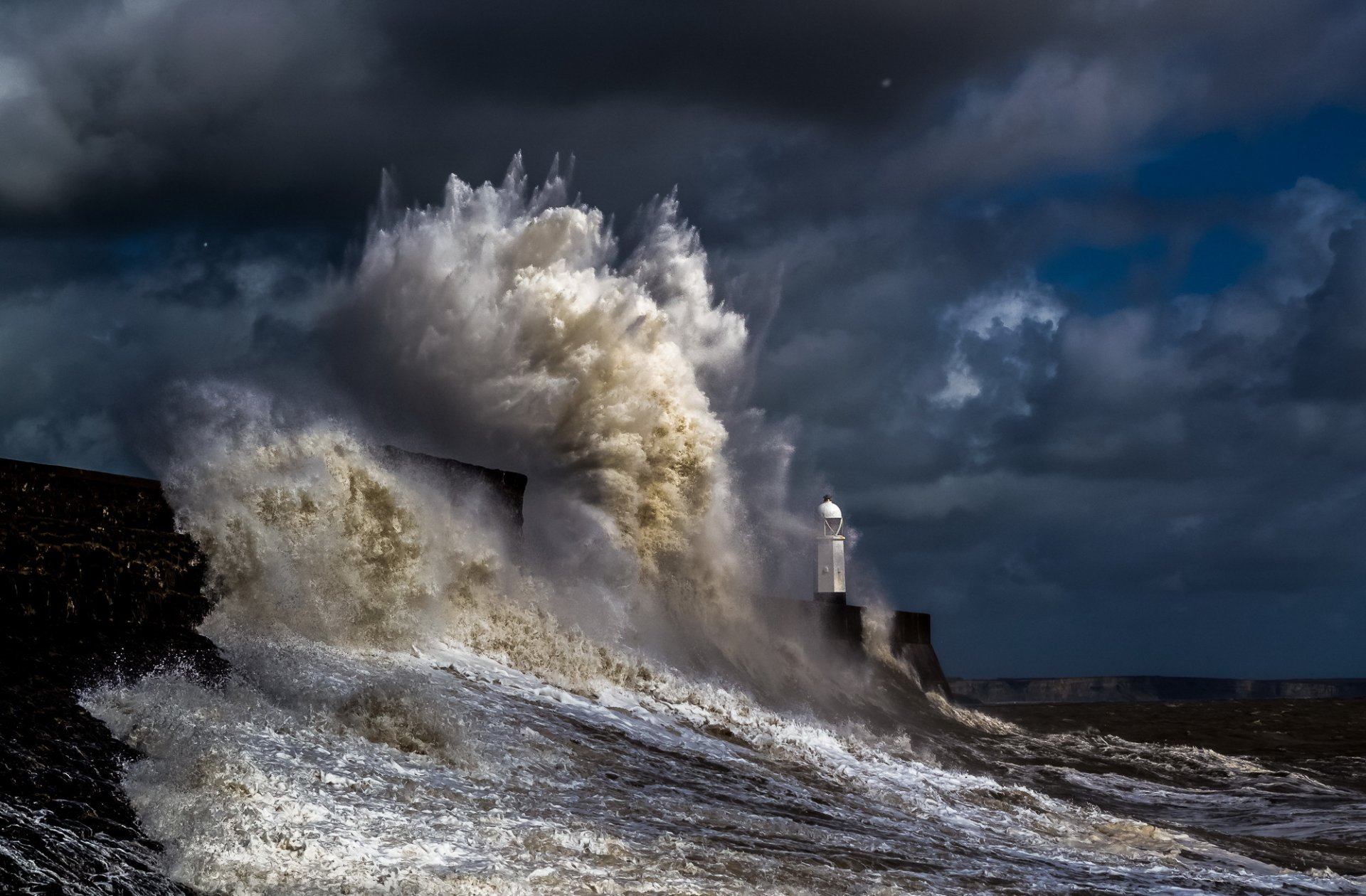 meer leuchtturm welle