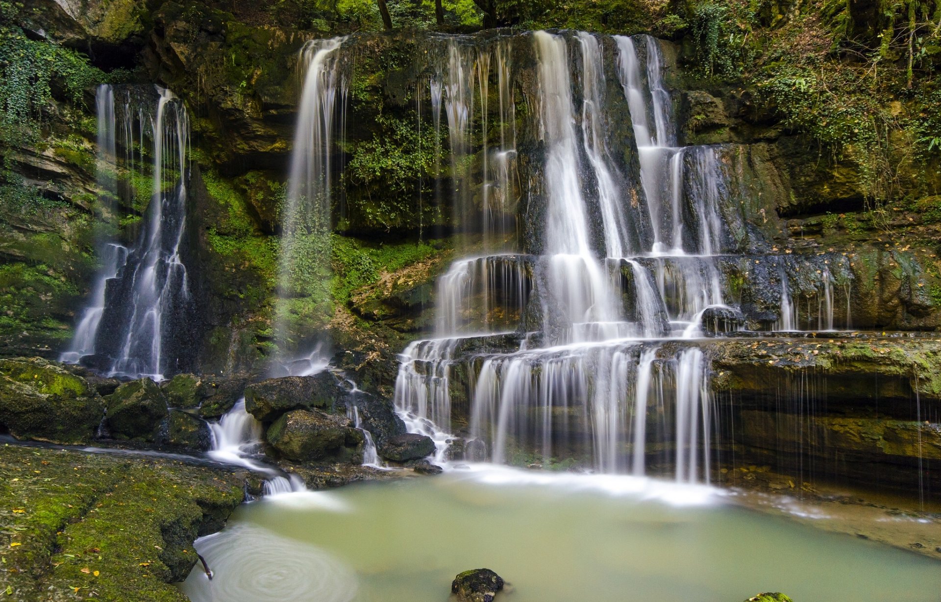 cascade cascade pierres