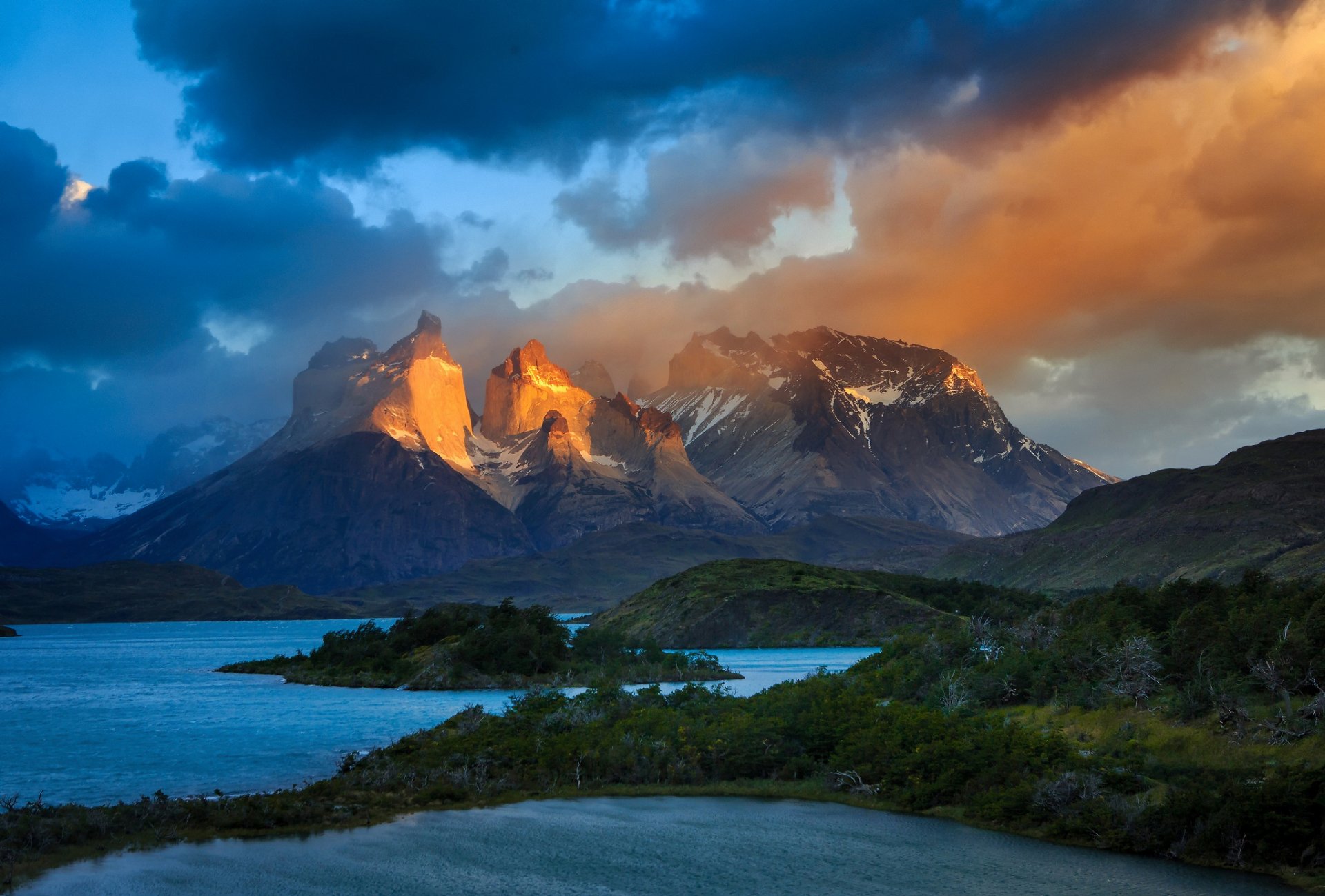 outh america chile patagonia mountain andes sky clouds light lake