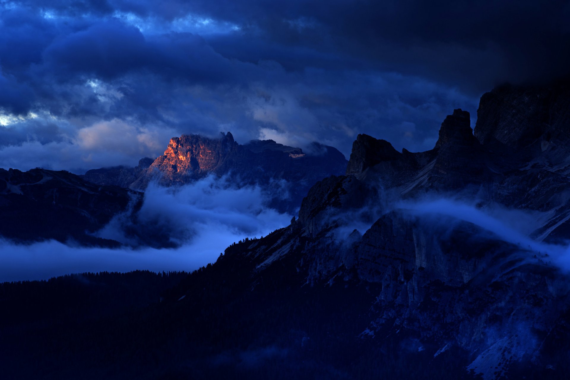 italien dolomiten morgen licht gipfel berge felsen