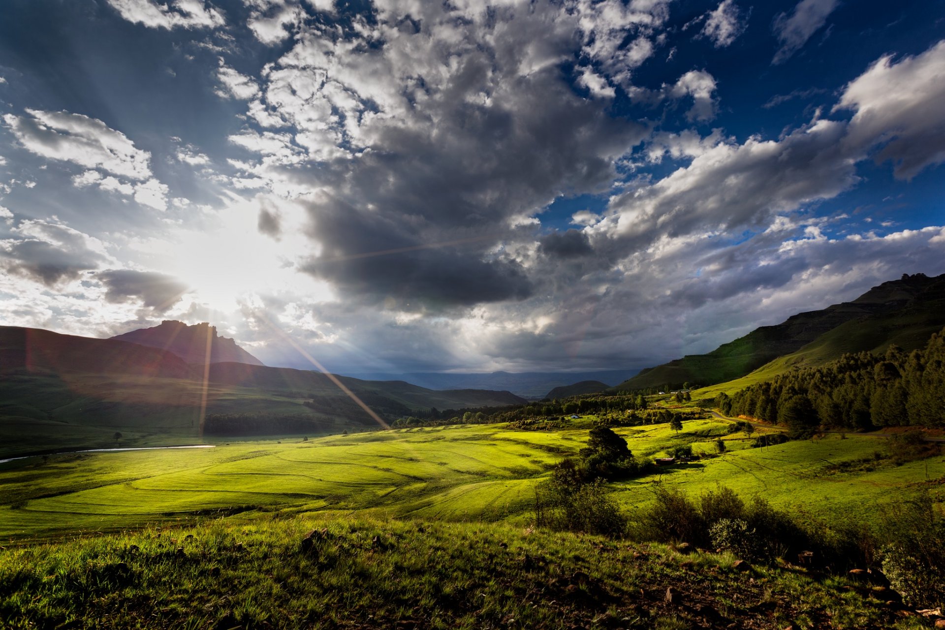 outh africa kwazulu-natal kwa-zulu natal mountain valley clouds sun sun ray