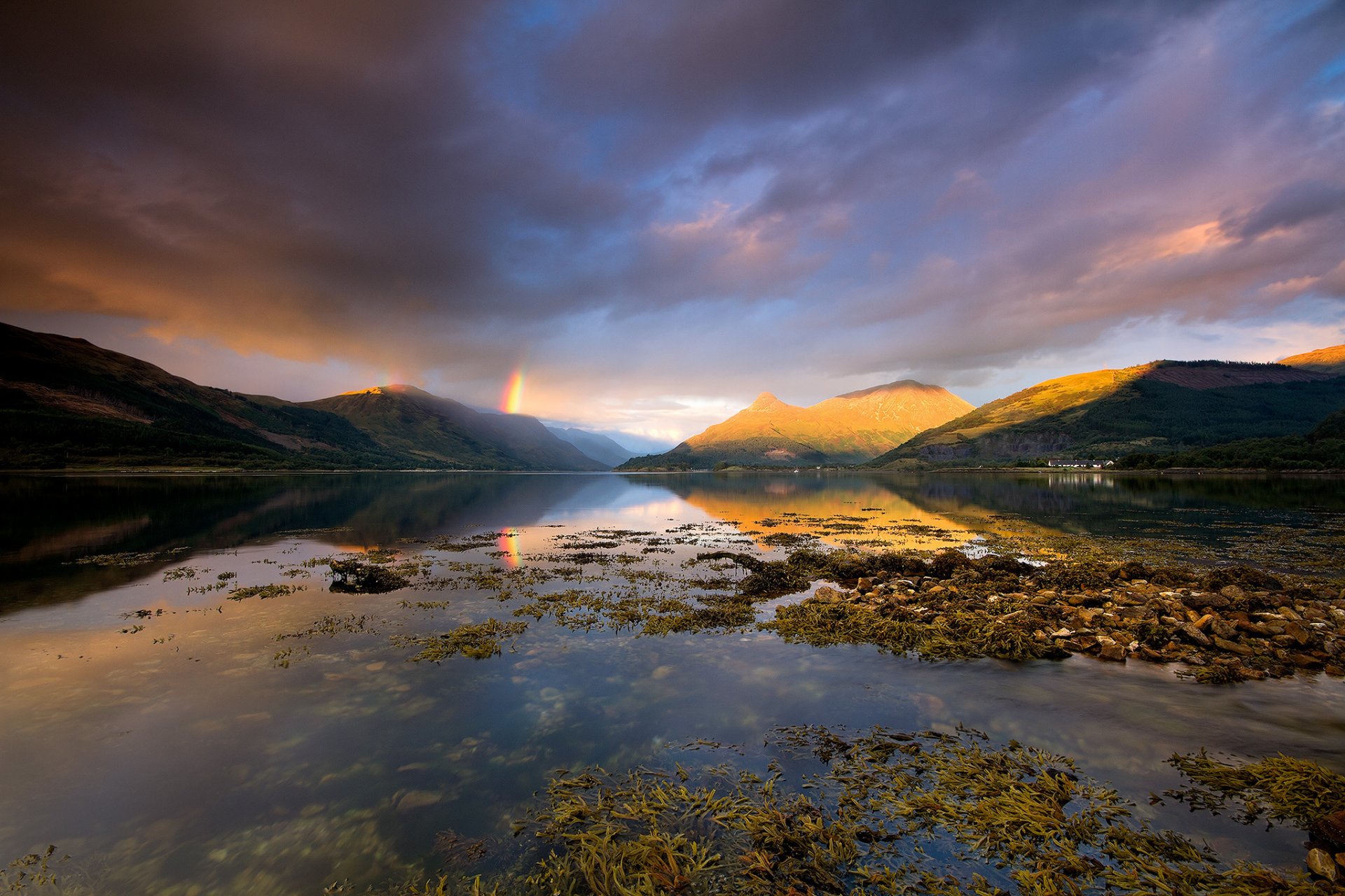 escocia lago lovaina montañas nubes nubes arco iris