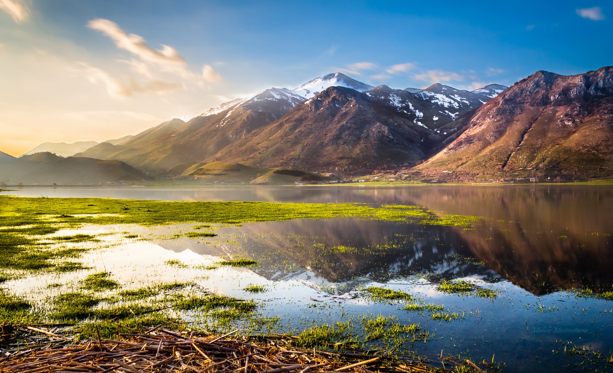 italien see berge gras wasser himmel natur landschaft