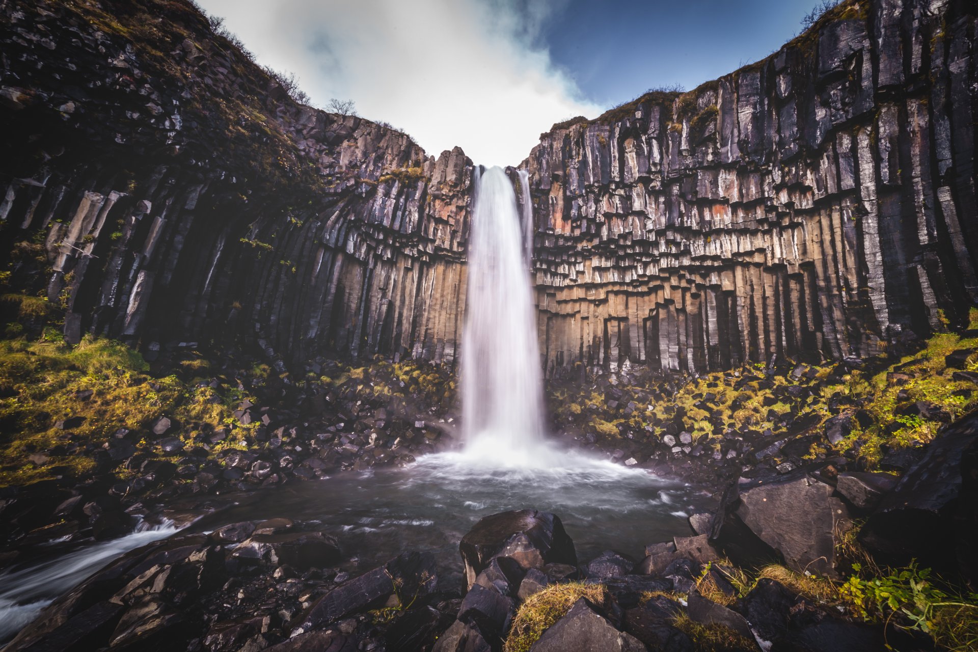 fotógrafo andrés nieto porras foto cascada roca roca acantilado rocas rocas