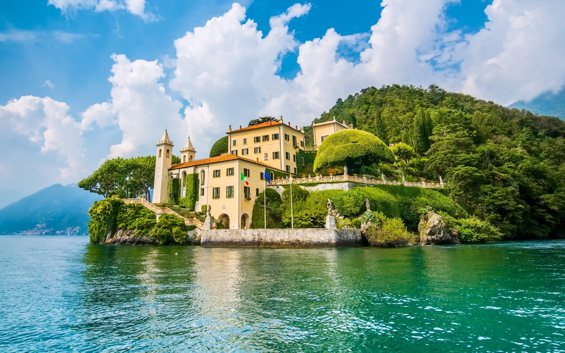 lenno lombardy italy lake como island lake building