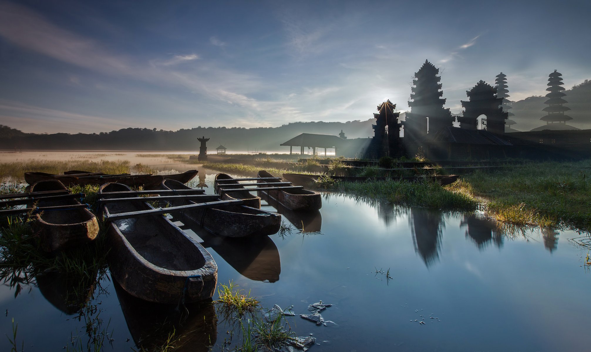 asia pagoda mattina nebbia lago barca alberi acqua