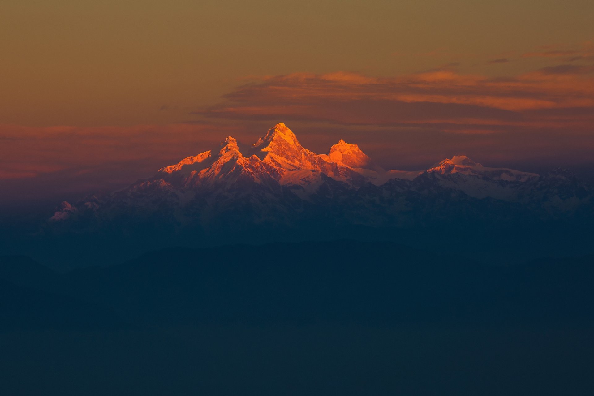 himalaya bergmassiv morgen licht