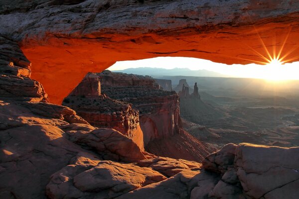 Abend mit Blick auf den Sonnenuntergang in der Schlucht