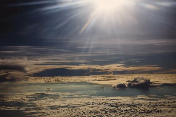 Landschaft. Schöne Natur, Himmel mit Wolken