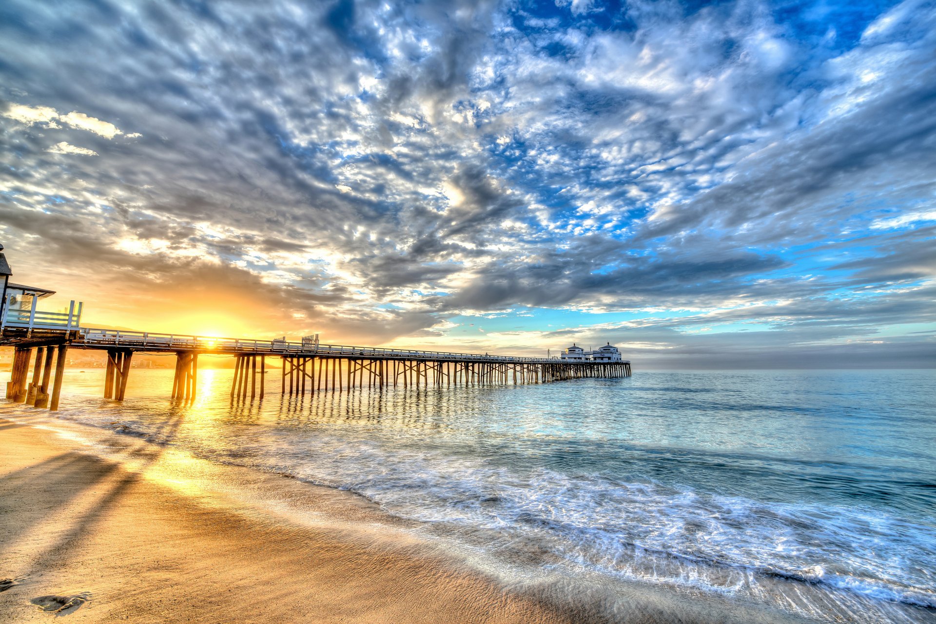 himmel wolken strahlen meer pier sonnenuntergang sonne ufer sand