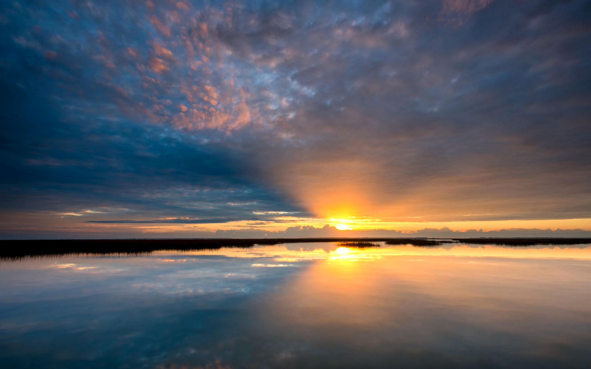 ky clouds sunset horizon sea