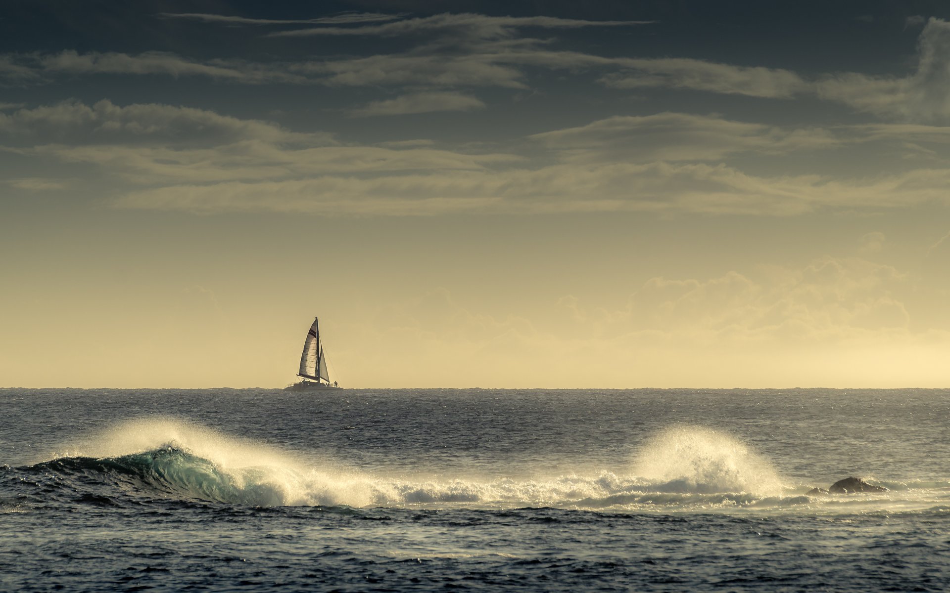 kauai poi pu ocean sailboats coast wave