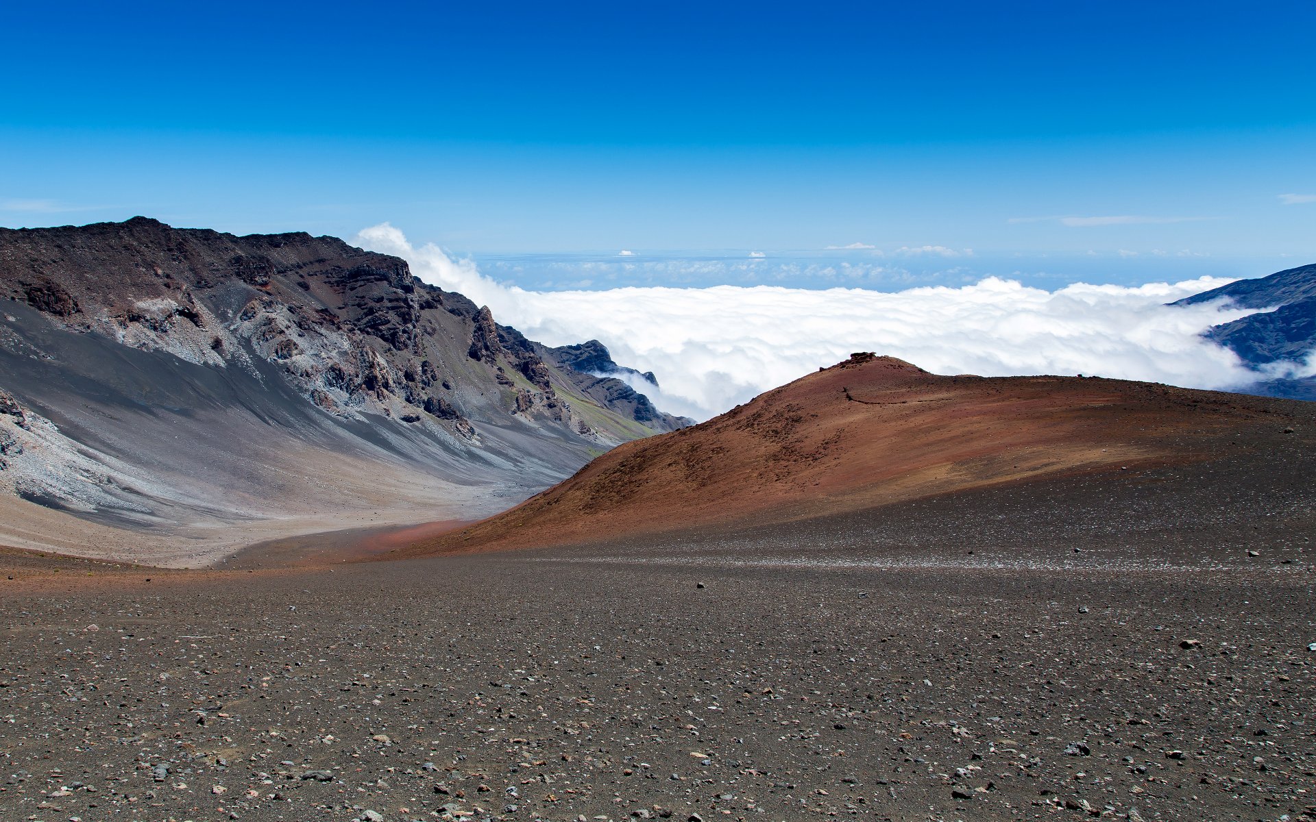 volcano haleakala hawaiian island of maui mountain volcano