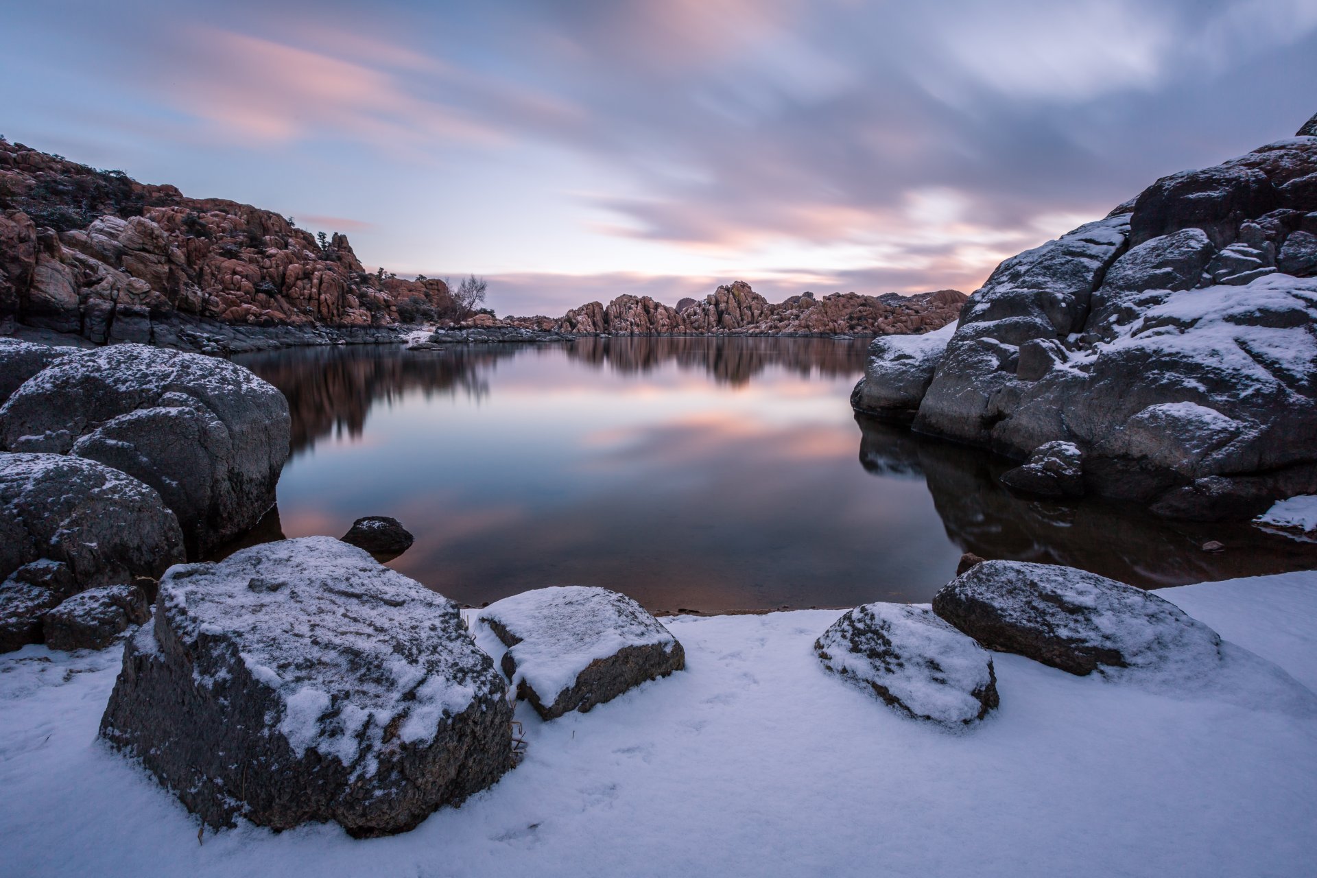 watson lake prescott arizona zima jezioro wschód słońca poranek