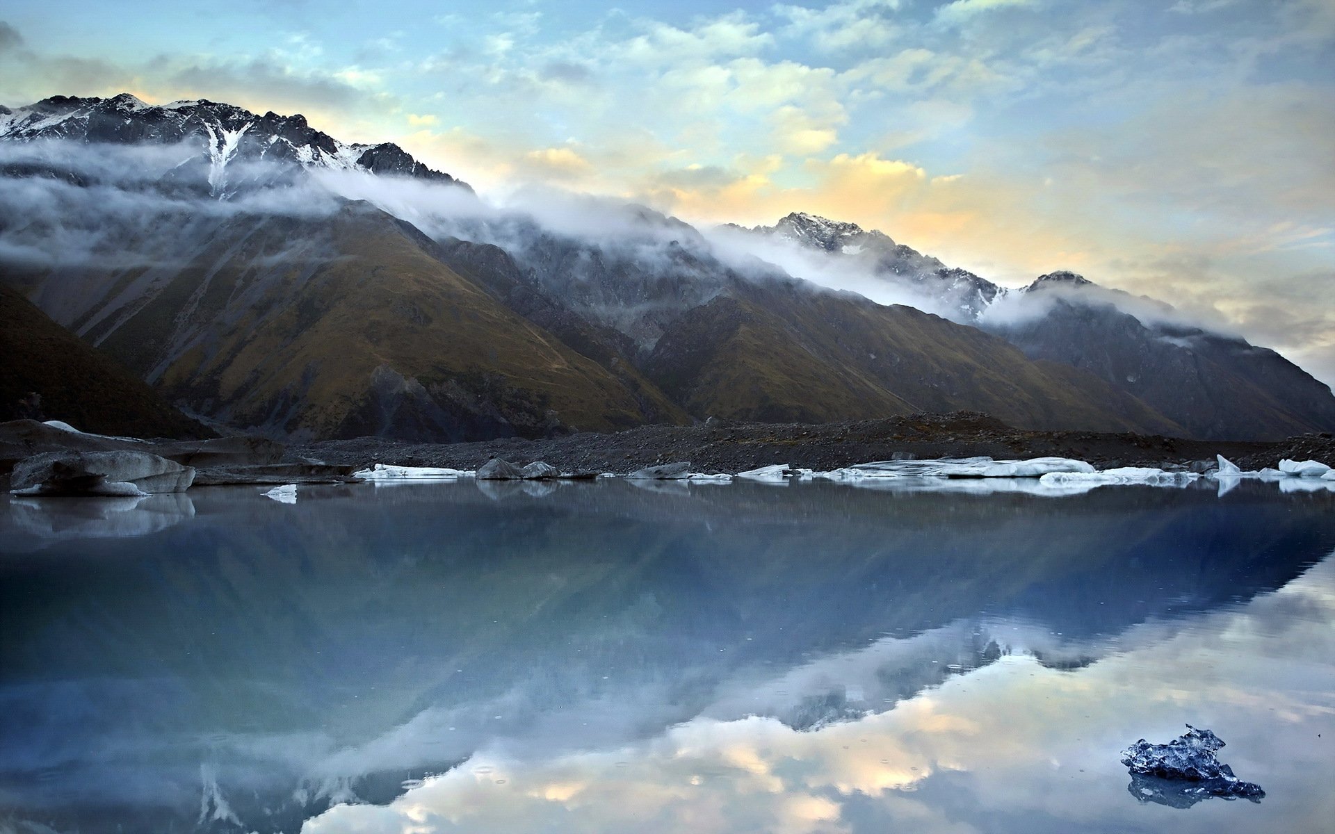 tasman lake mountains iceberg