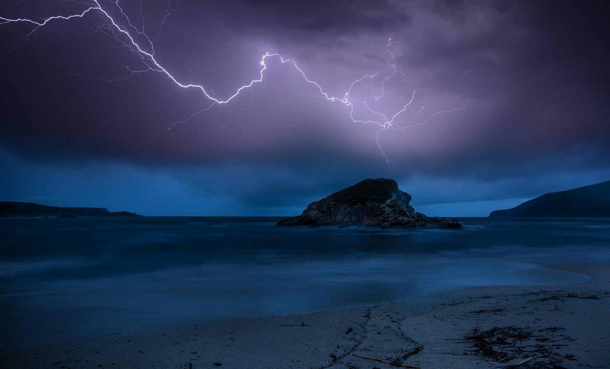 natur strand nacht gewitter blitz dämmerung rock meer