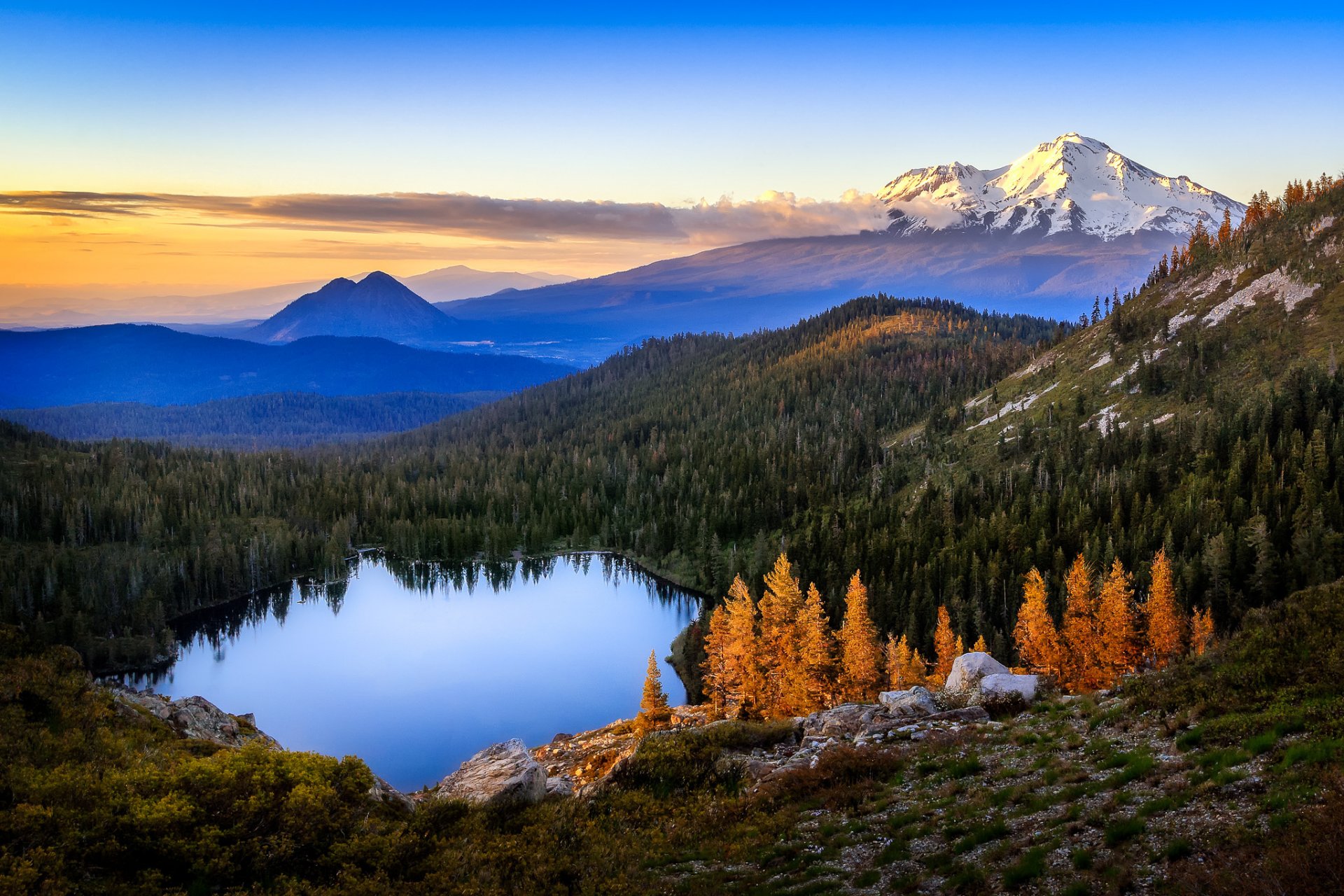 mt shasta castle lake heart lake dawn forest nature mountain lake