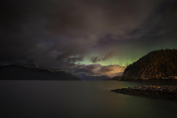 Radiance northern sky mountains