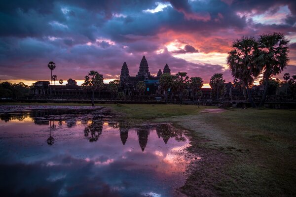 Angkor Wat Tempel im Licht des Sonnenuntergangs