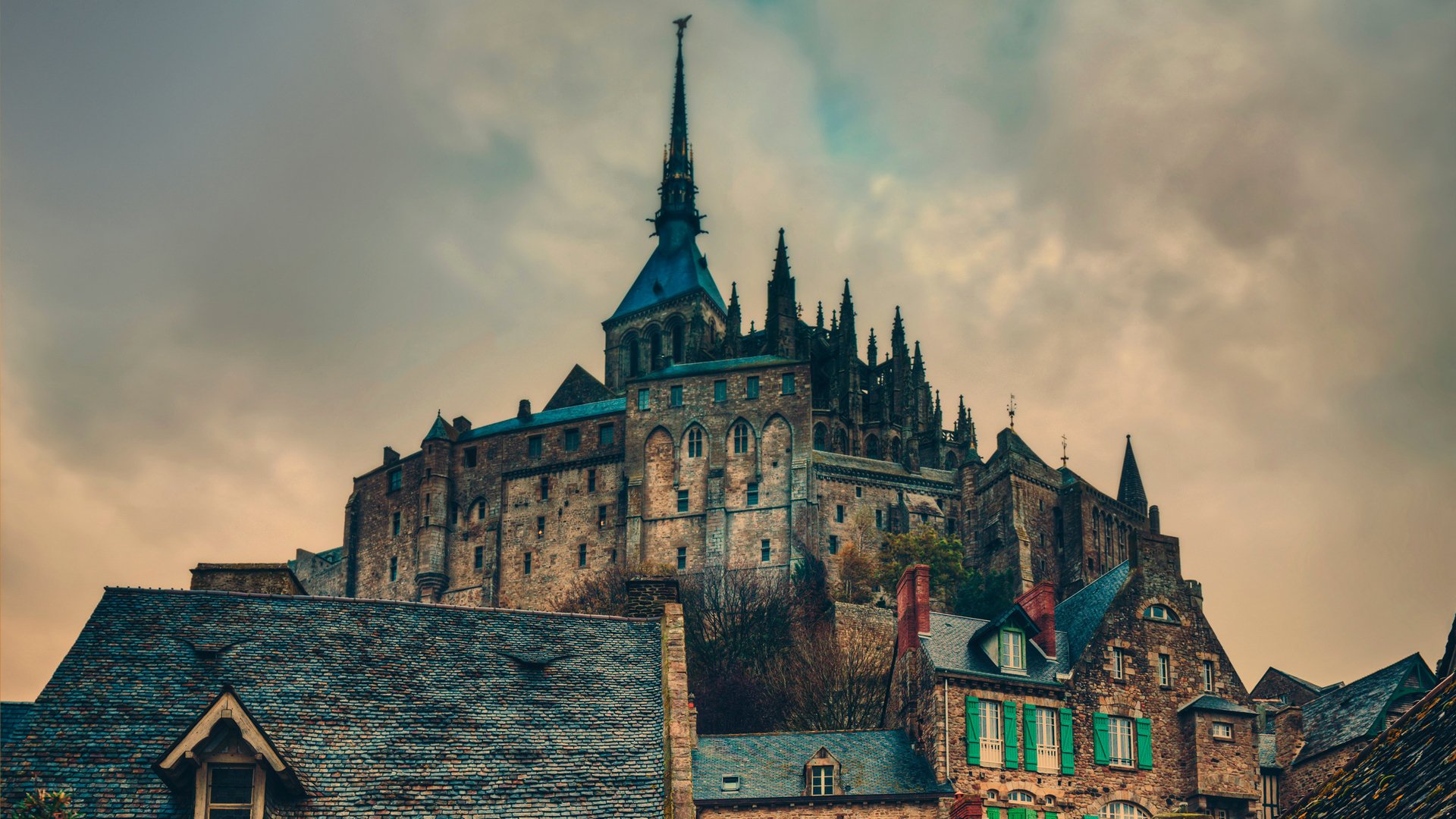 mont saint-michel france ciel nuages château tour hdr