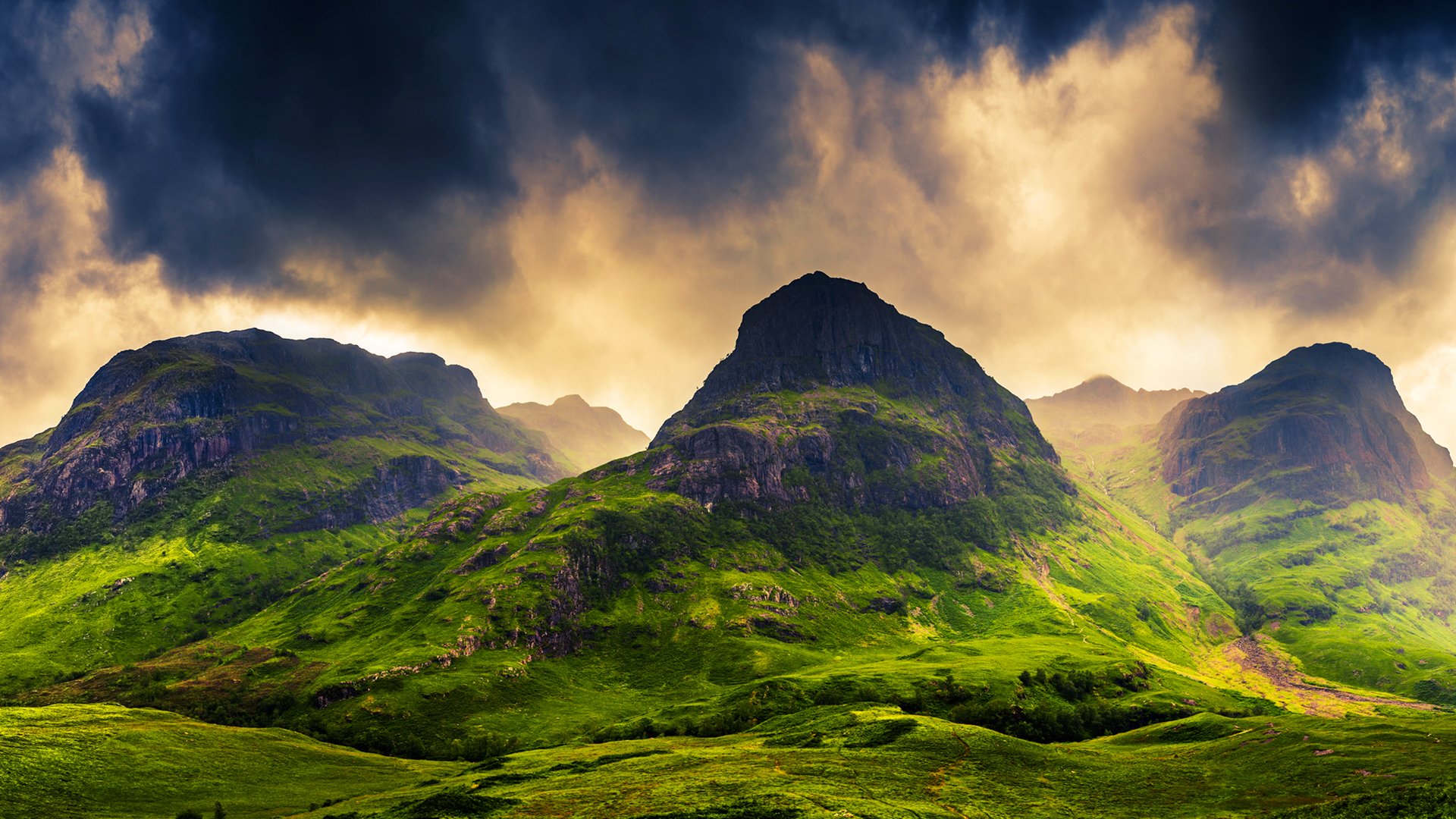 schottland berge schluchten wolken himmel gras landschaft natur