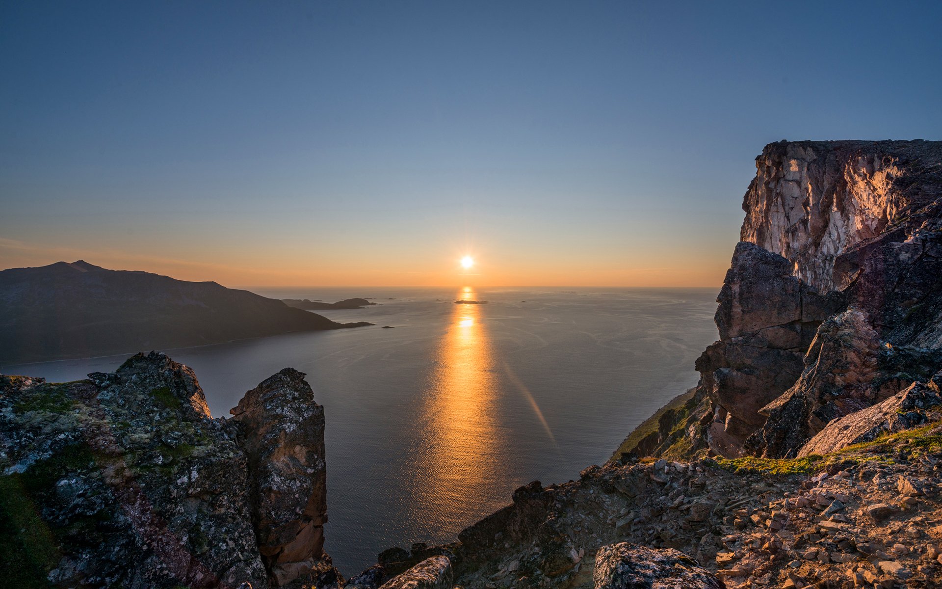 ciel soleil coucher de soleil montagnes mer rochers