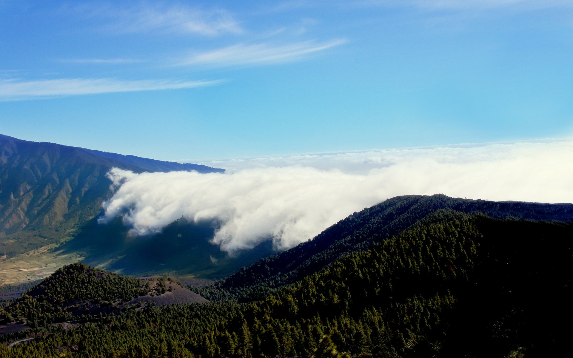 vista colinas nubes montañas cresta altura